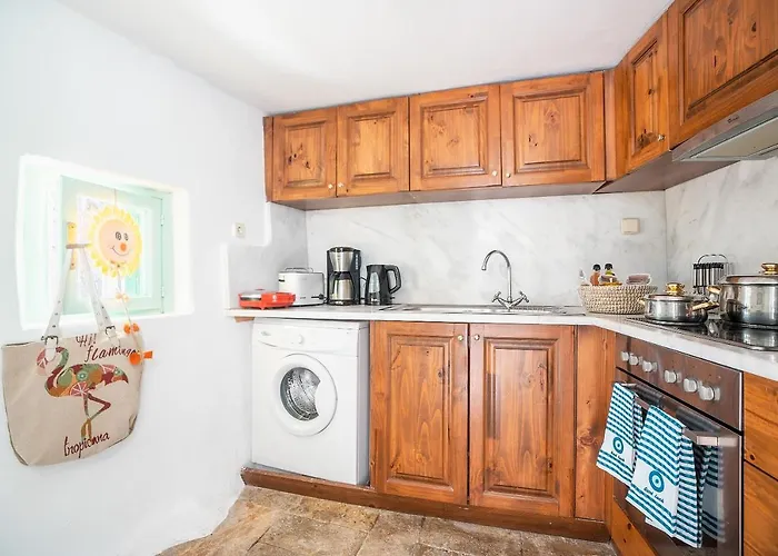 Fedra's Traditional House *