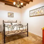 Fedra's Traditional House *