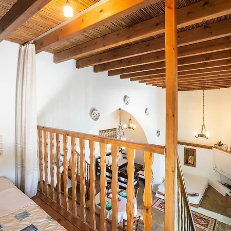 Nyaraló Fedra's Traditional House