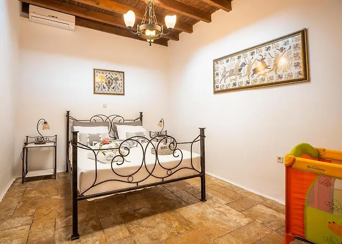 Fedra's Traditional House Casa de Férias Kallithéa