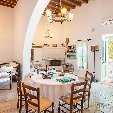 Casa de Férias Fedra's Traditional House