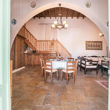 Fedra's Traditional House *